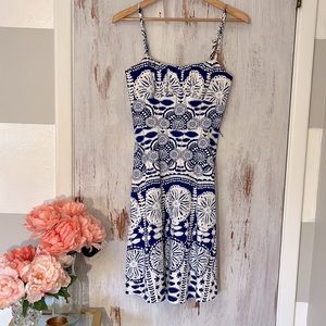 NWT. Boutique Blue and White Summer Sun Dress. Size M 3/4